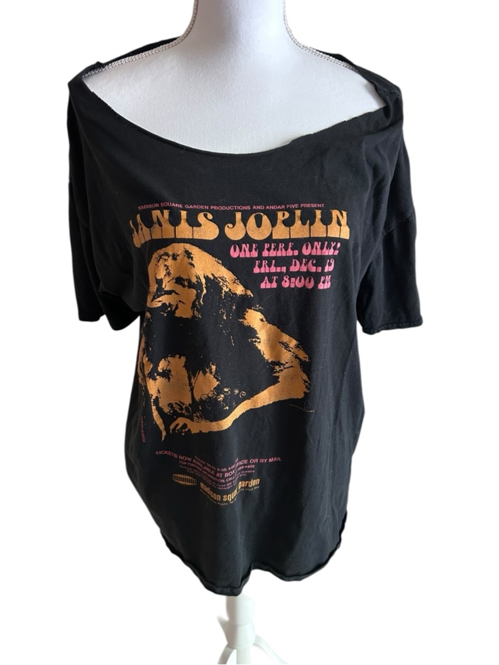 Janis Joplin 1969 Madison
Square Garden T Shirt Size Medium Unisex Oversized